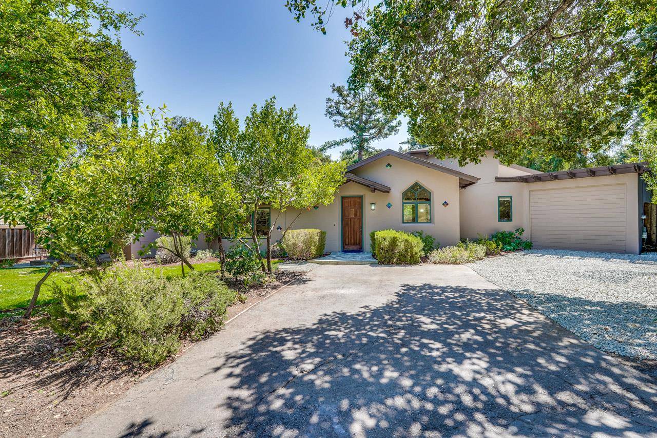 Los Altos, CA 94024,1625 Hazelaar WAY