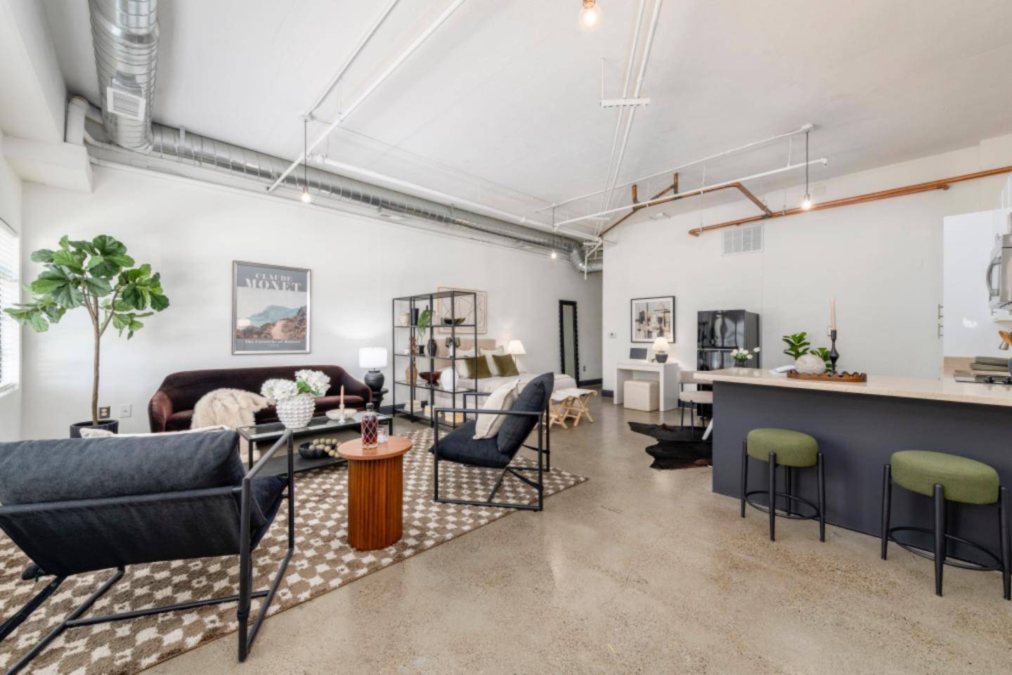 Oakland, CA 94607,850 W Grand AVE D