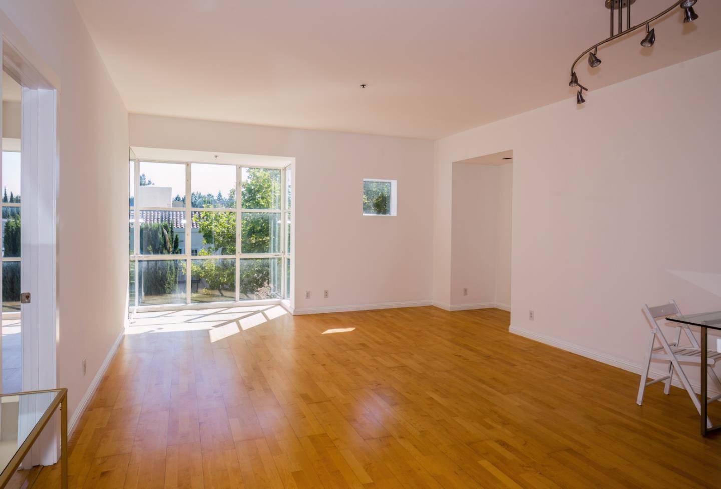 San Jose, CA 95112,97 E Saint James ST 48