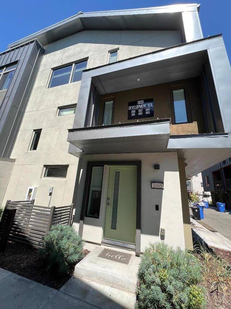 Fremont, CA 94538,3839 Development TER 1005