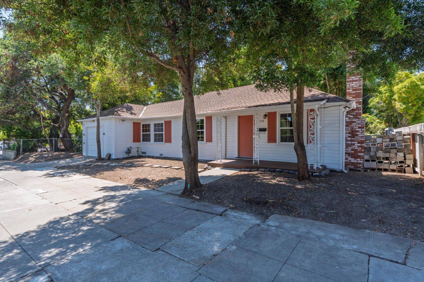 San Carlos, CA 94070,774 Chestnut ST