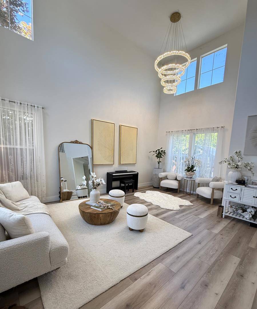 San Jose, CA 95138,498 Esplanade LN
