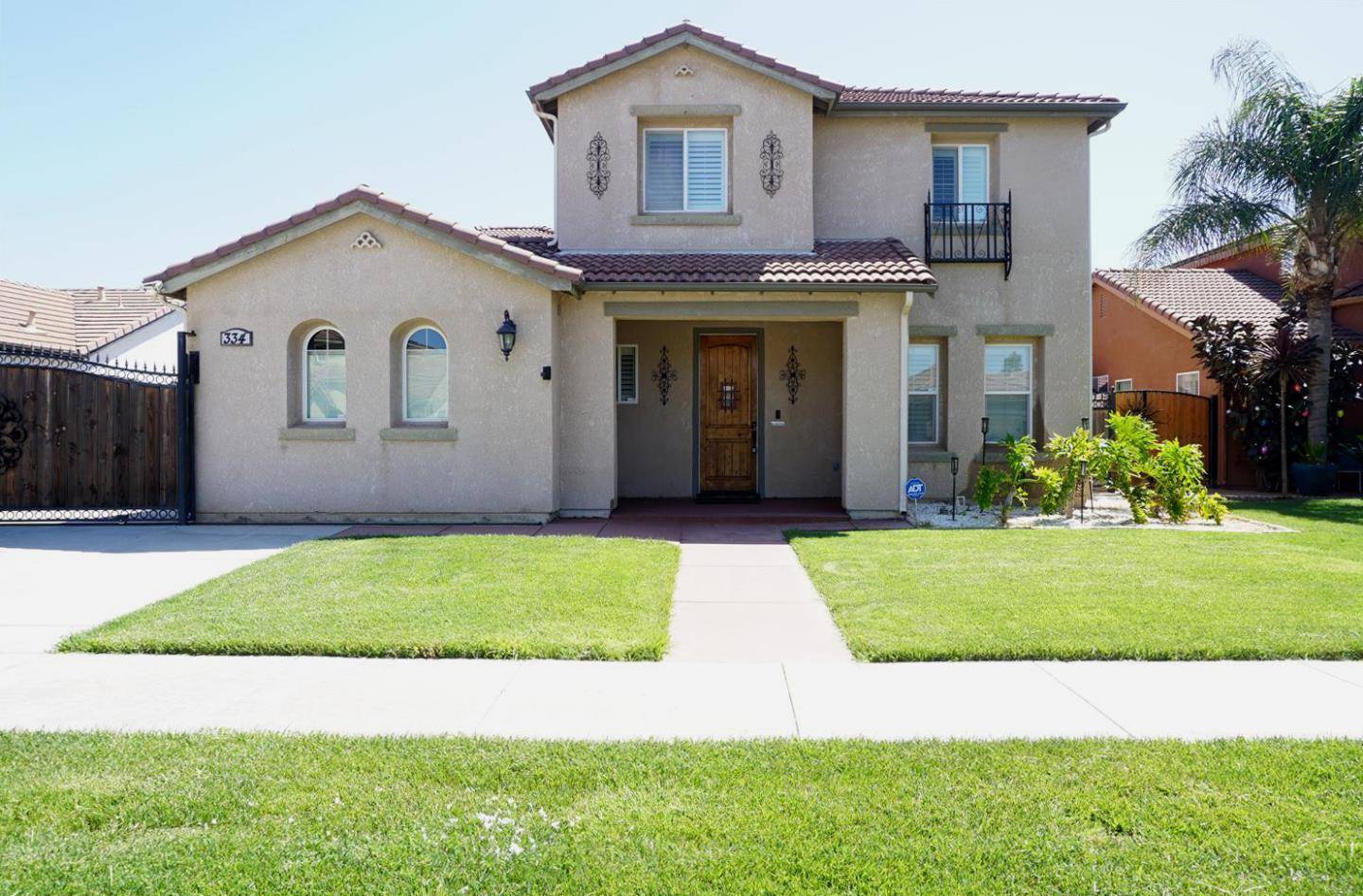Los Banos, CA 93635,334 Honeybell ST