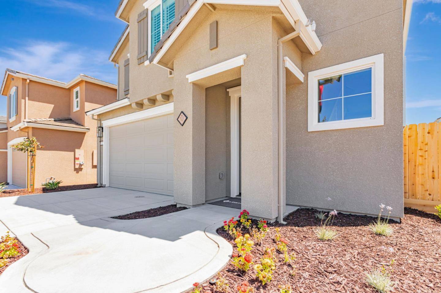 Hollister, CA 95023,1153 Coyote Peak WAY
