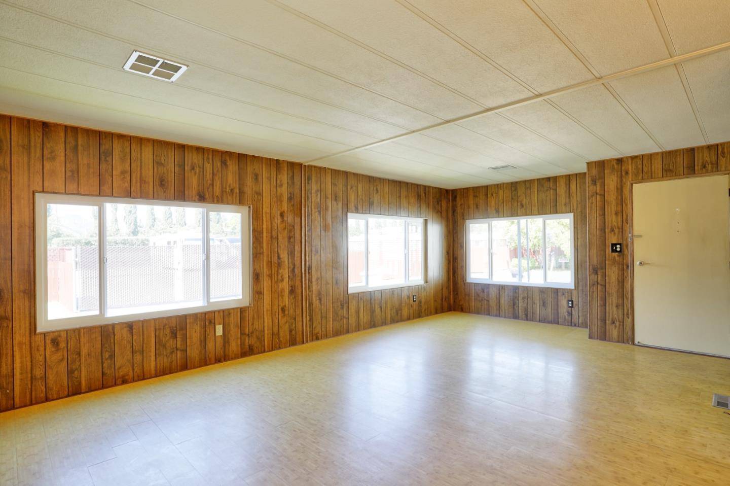 Morgan Hill, CA 95037,153 Walnut DR 153