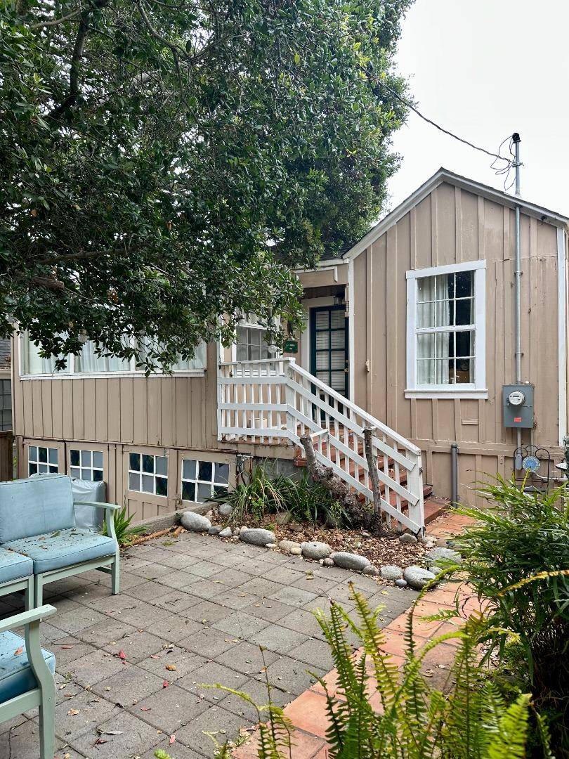 Pacific Grove, CA 93950,309 Congress AVE