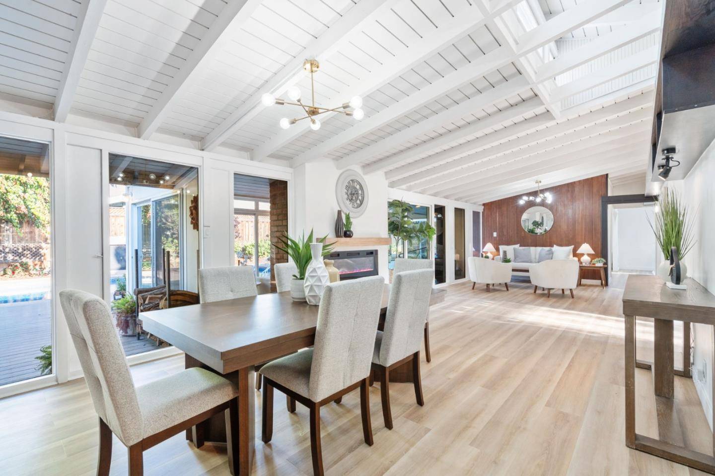 Sunnyvale, CA 94086,814 Gail AVE