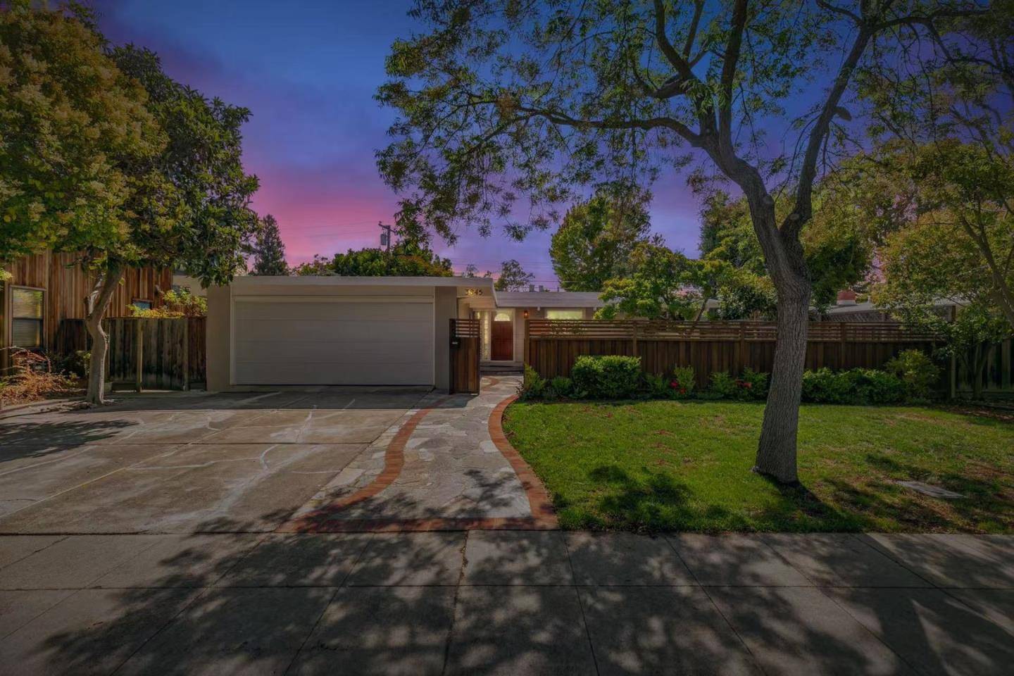 Palo Alto, CA 94303,3845 Corina WAY