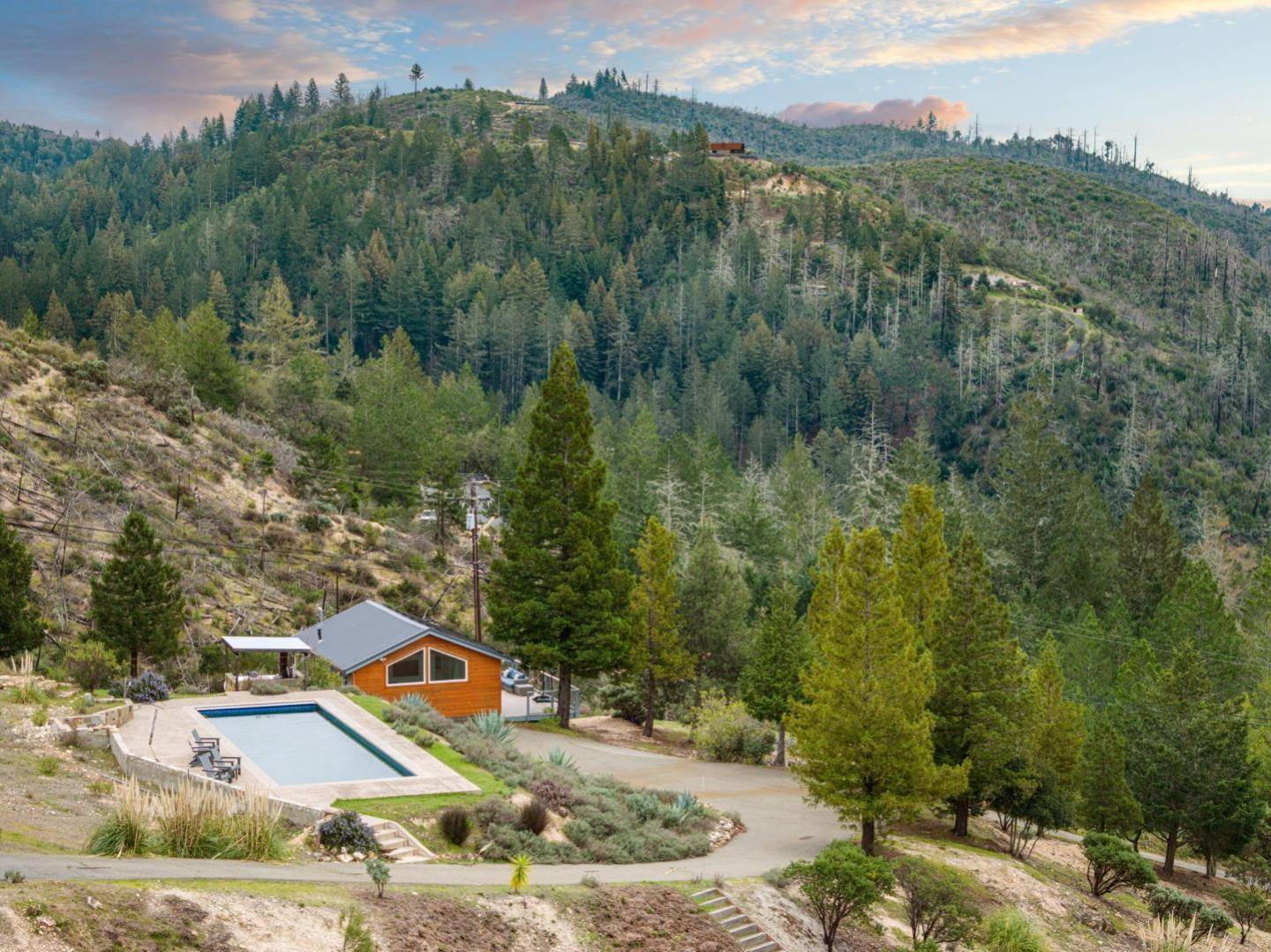 Glen Ellen, CA 95442,2583 Trinity RD