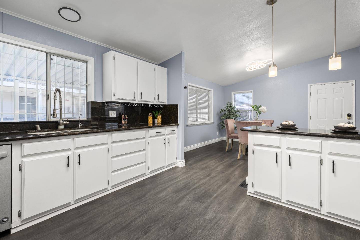 Sunnyvale, CA 94089,1220 Tasman DR 124