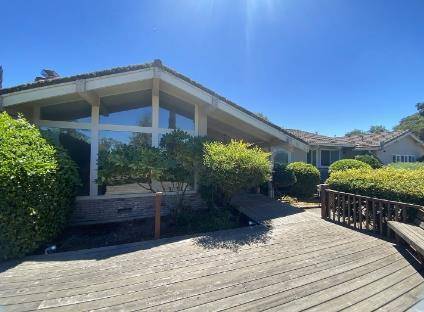 Los Altos Hills, CA 94022,27000 Almaden CT