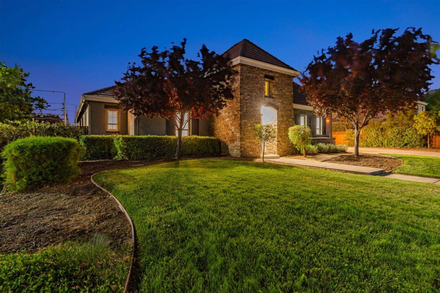 Morgan Hill, CA 95037,325 Peebles AVE