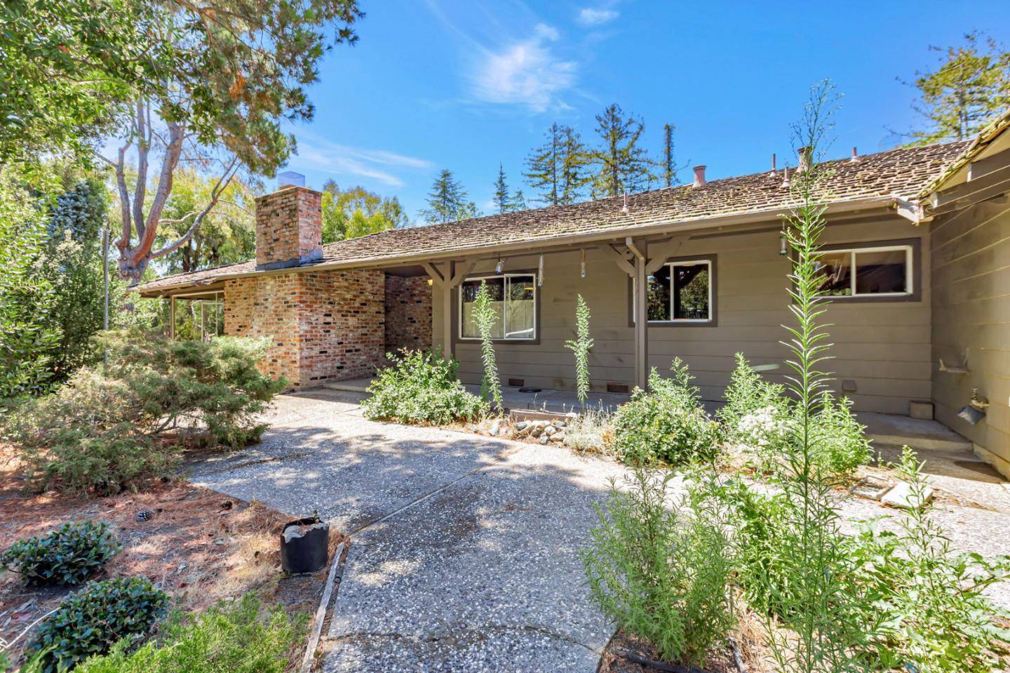 Los Altos Hills, CA 94022,27655 Black Mountain RD