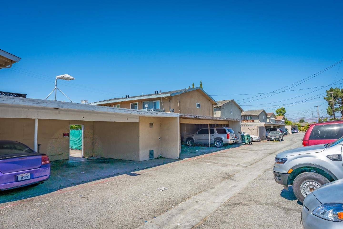 San Jose, CA 95124,1800 Donna LN