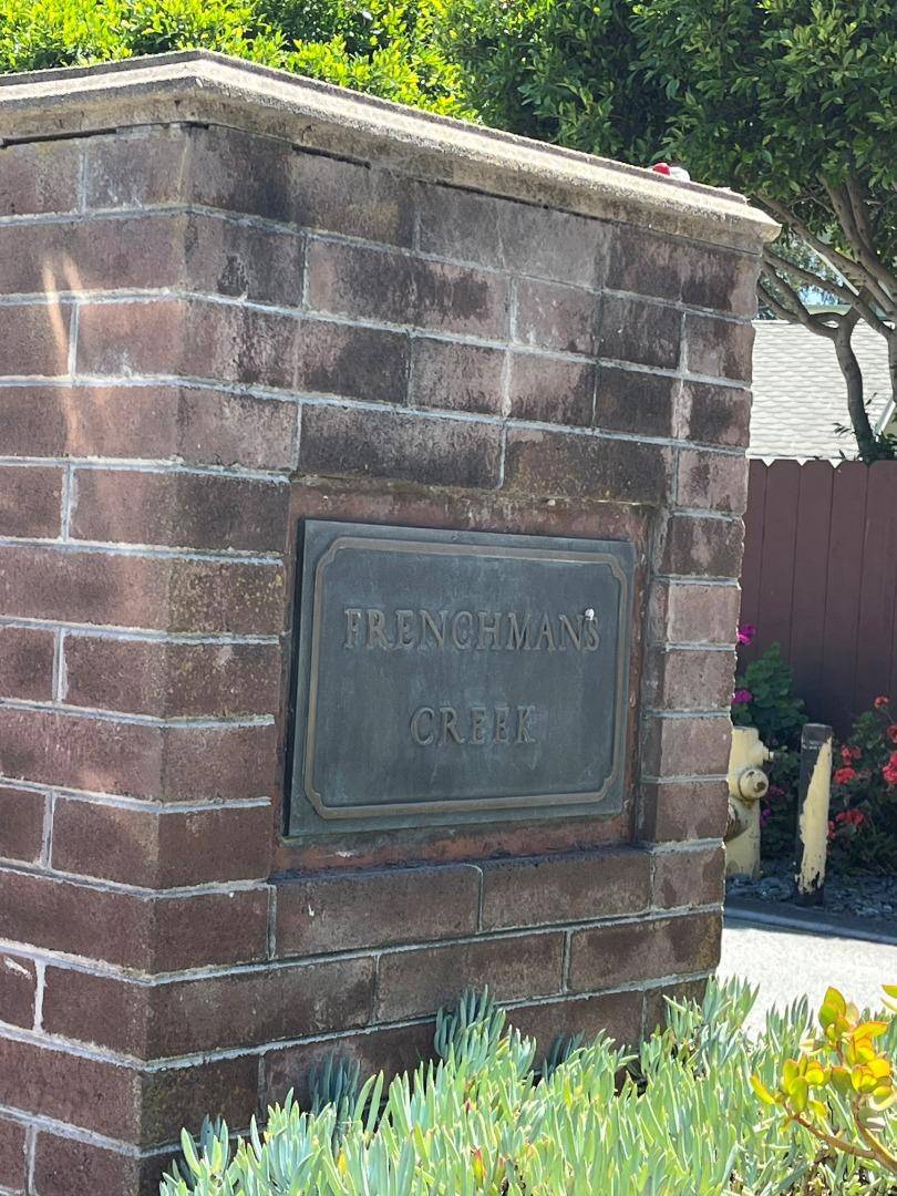 Half Moon Bay, CA 94019,2066 Touraine LN