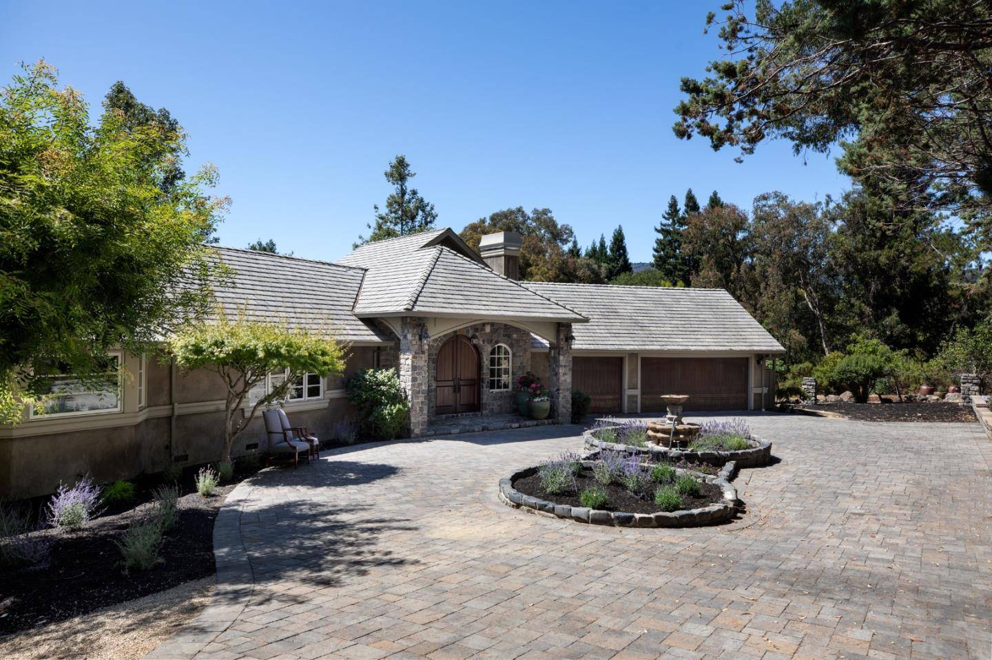 Los Altos Hills, CA 94022,12950 Alta Tierra RD