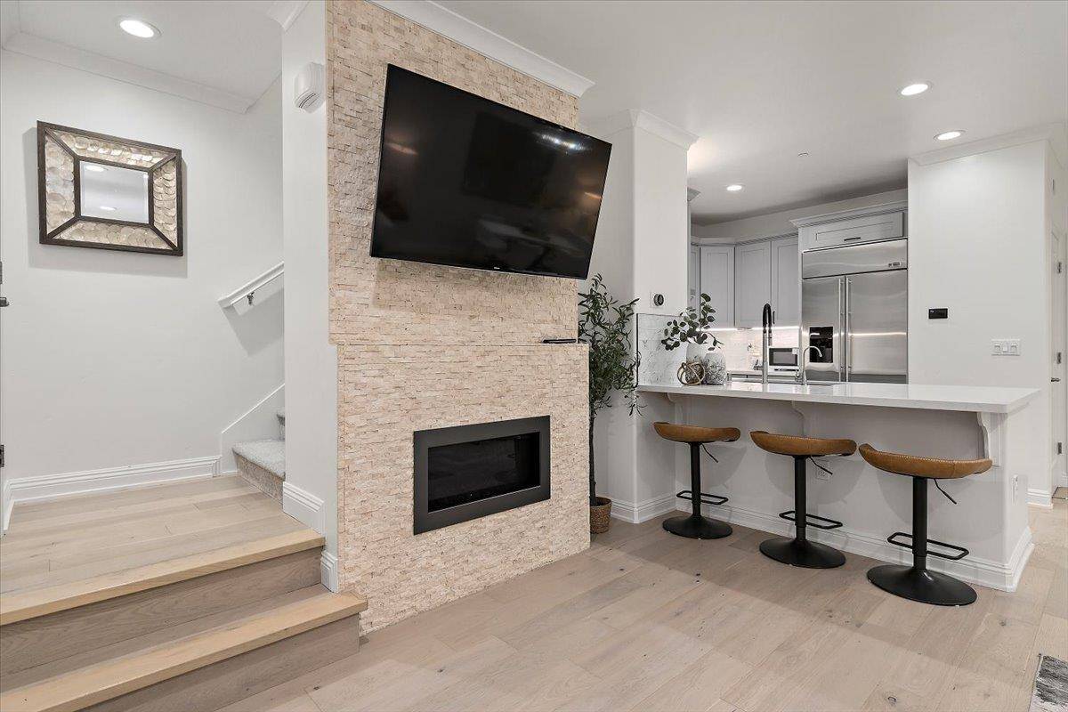 Los Altos, CA 94022,3003 Marcelli CIR