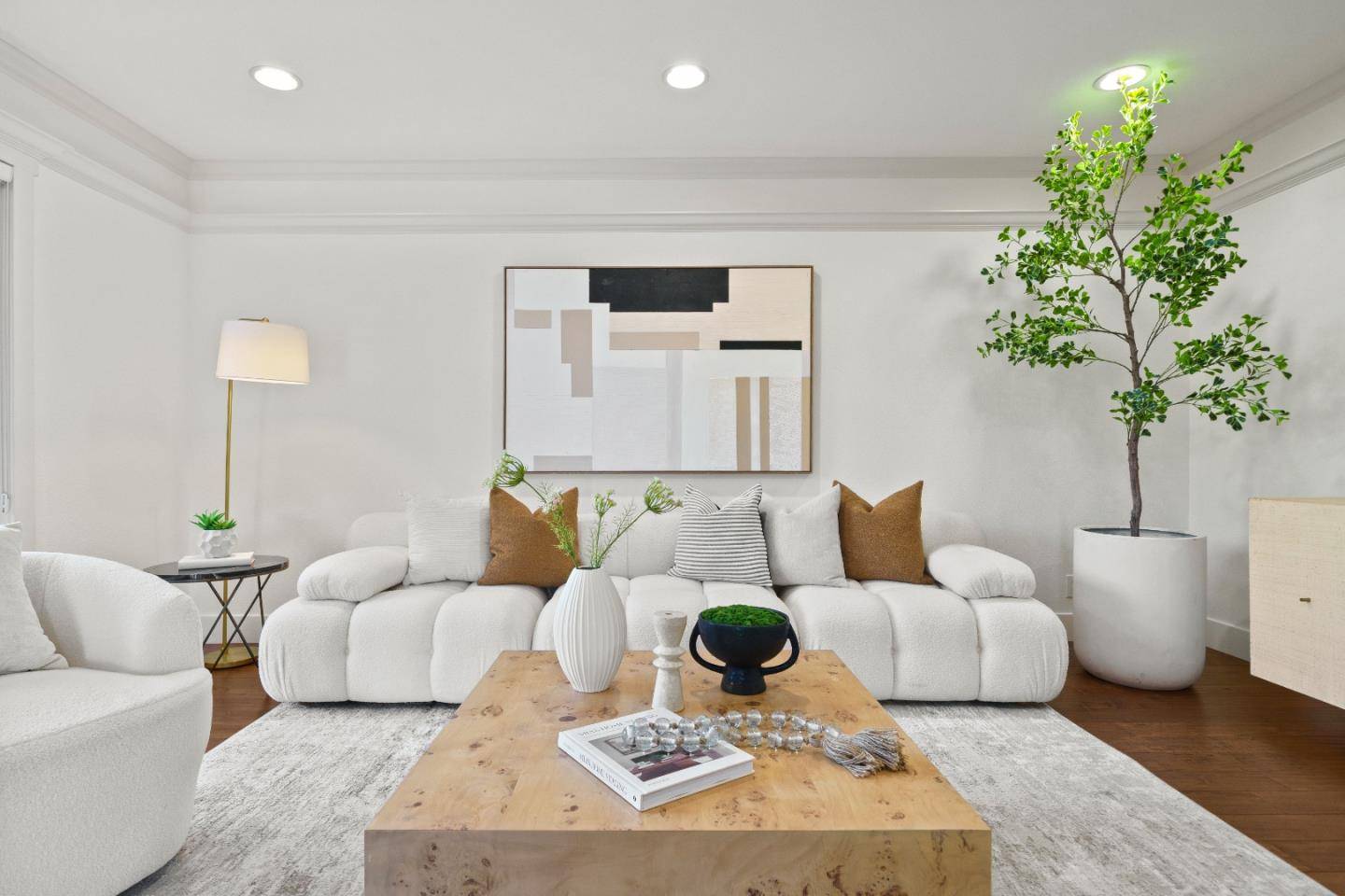 Foster City, CA 94404,194 Beach Park BLVD