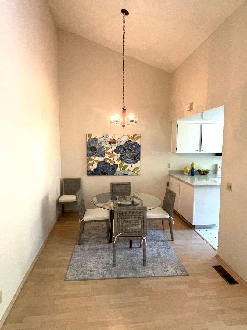 San Jose, CA 95117,1350 Merrivale West SQ