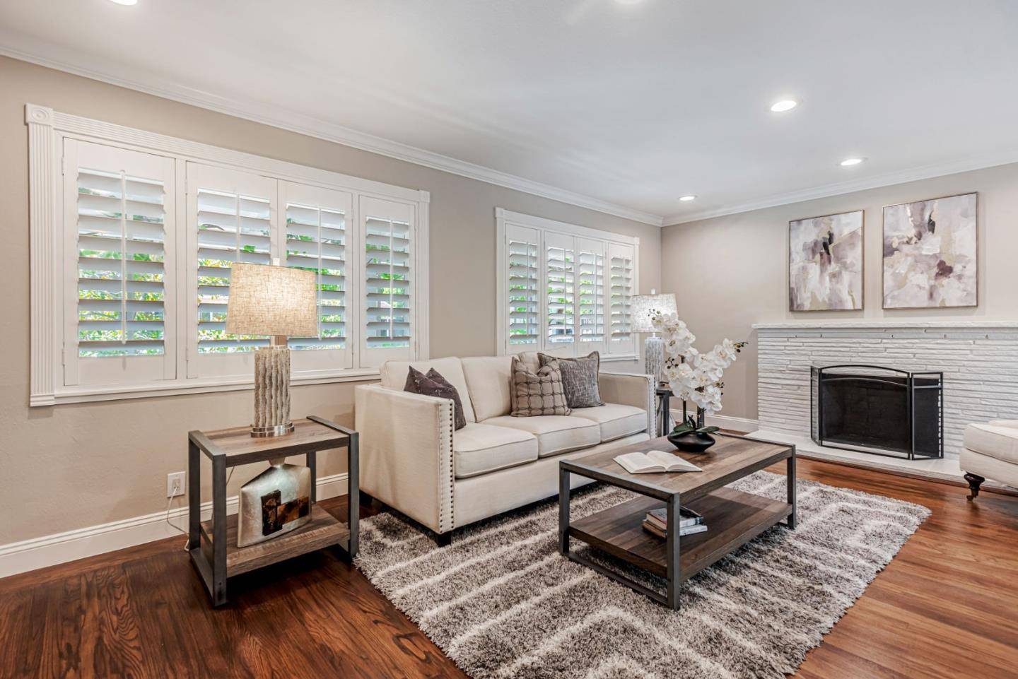 Redwood City, CA 94061,697 Glennan DR