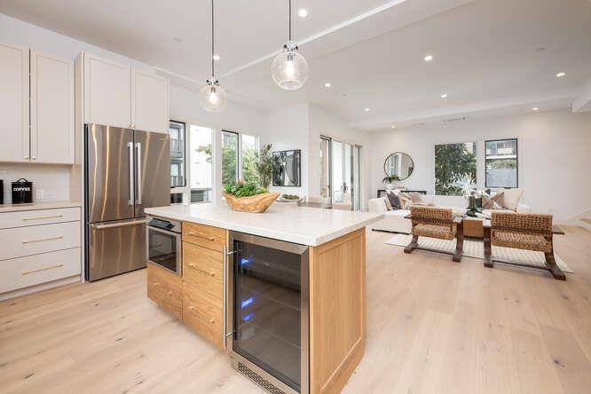 San Carlos, CA 94070,782 Elm ST C