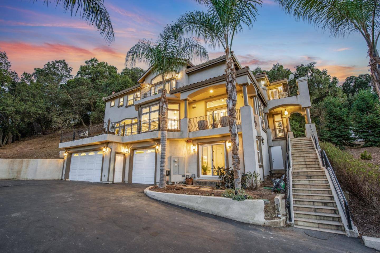 San Jose, CA 95120,20394 Almaden RD