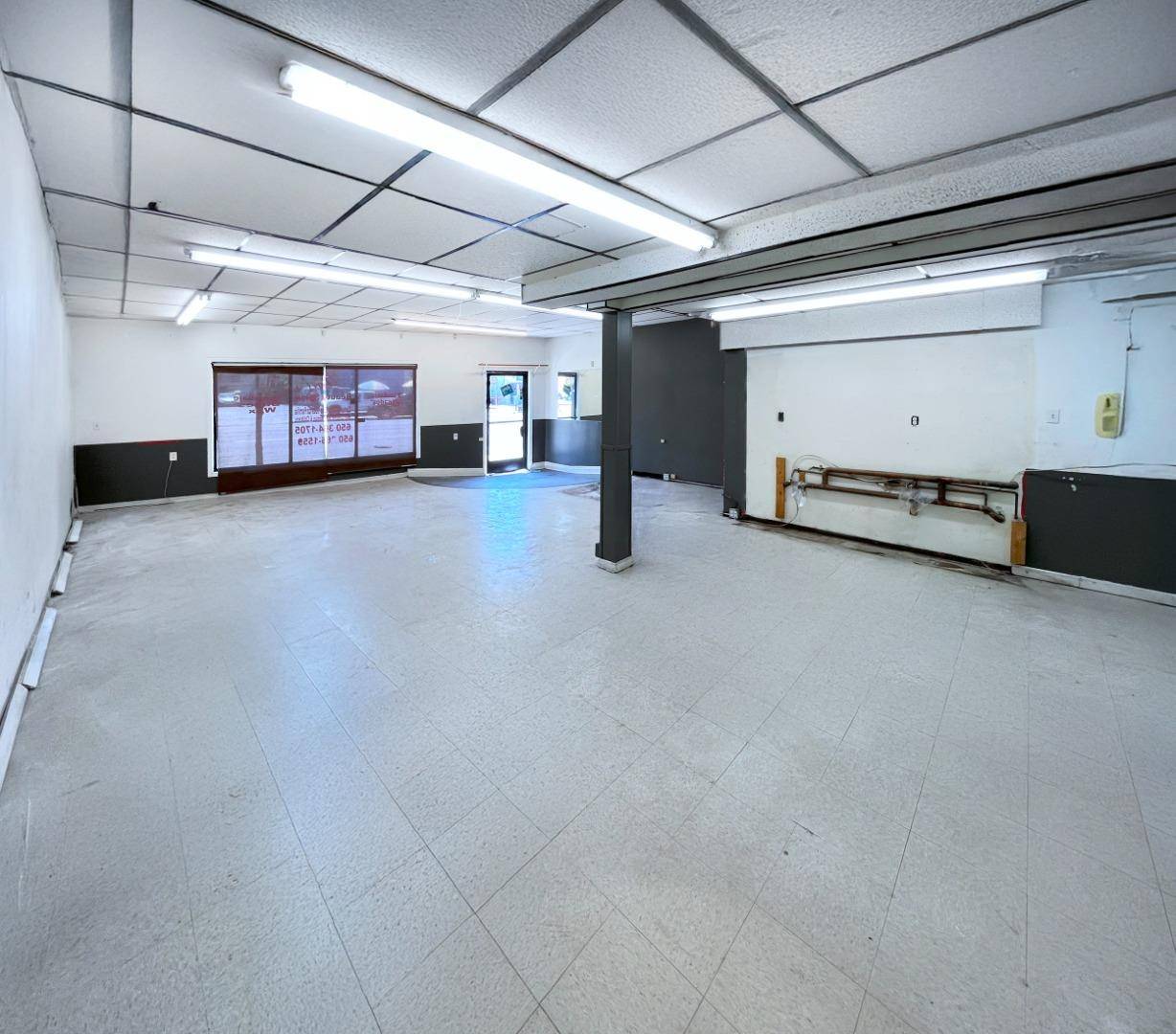 Menlo Park, CA 94025,3253 Middlefield RD