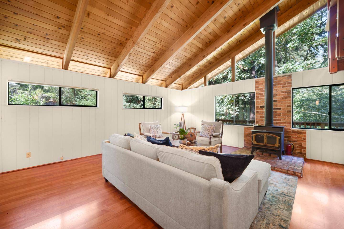 Los Gatos, CA 95033,17855 Kiowa TRL