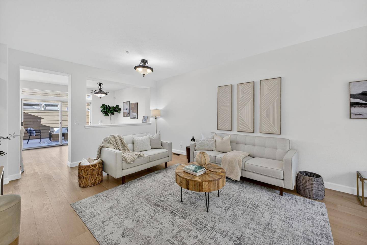 Sunnyvale, CA 94089,1168 La Rochelle TER B