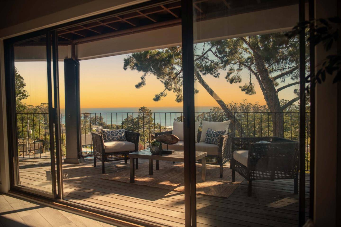 El Granada, CA 94018,970 Columbus ST