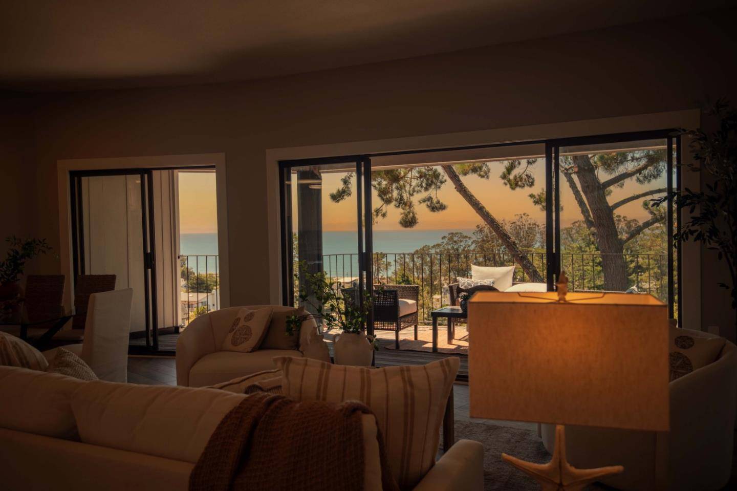 El Granada, CA 94018,970 Columbus ST