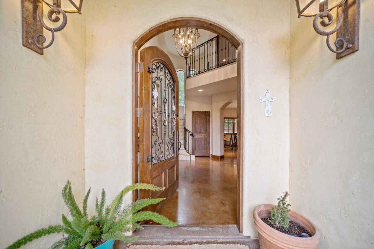 Prunedale, CA 93907,17551 Pond Derosa LN