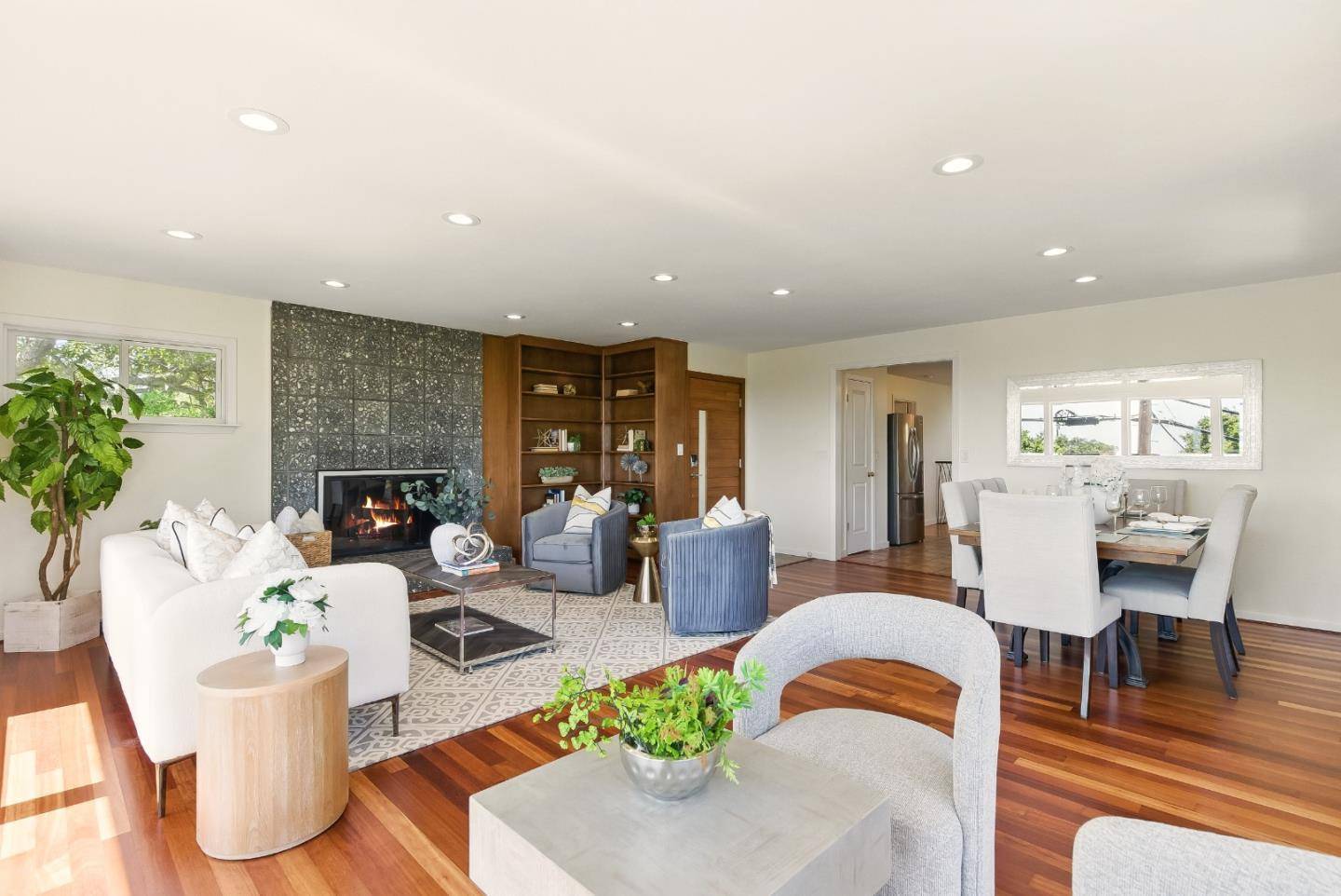 Redwood City, CA 94062,3996 Jefferson AVE