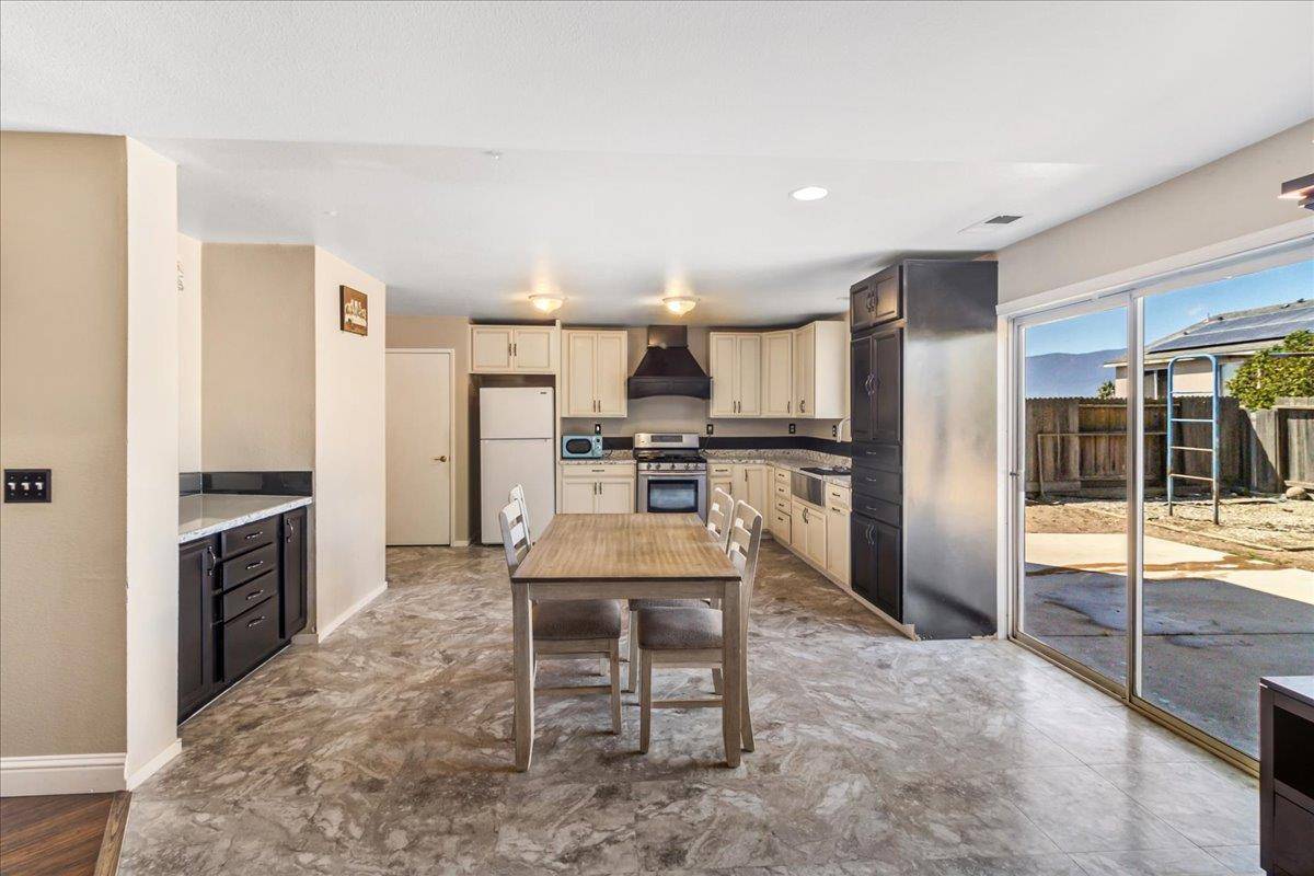 Soledad, CA 93960,1037 Vista AVE