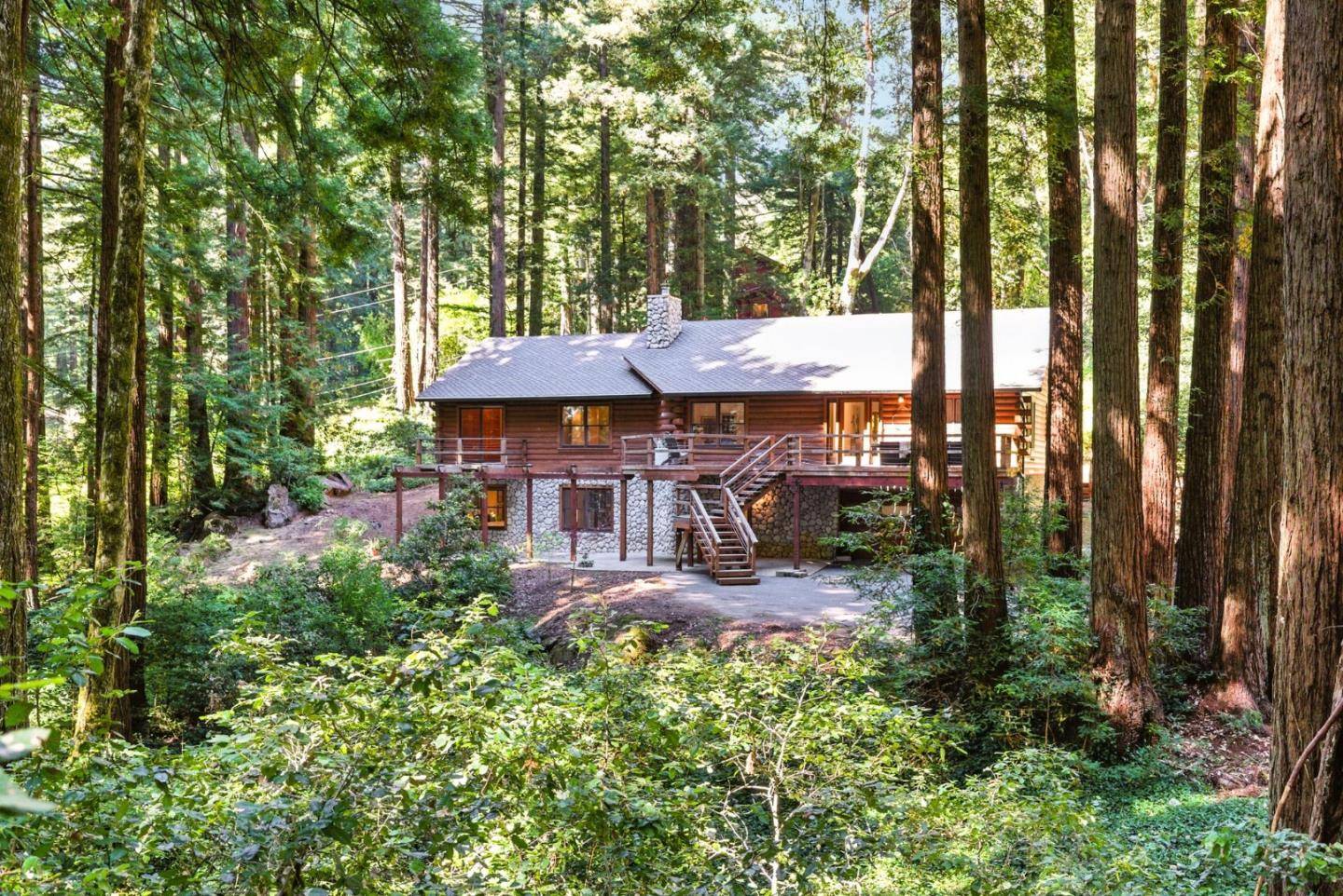 Woodside, CA 94062,13890 Skyline BLVD