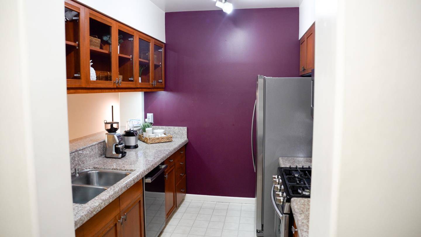 San Jose, CA 95110,30 E Julian ST 307