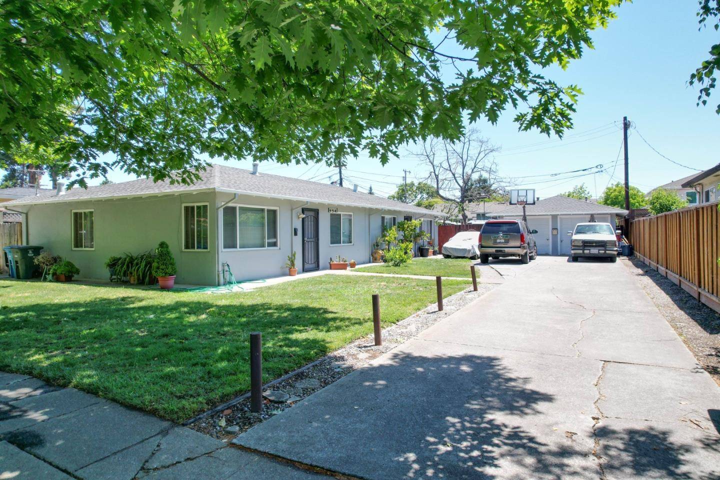 Redwood City, CA 94063,934 7th AVE