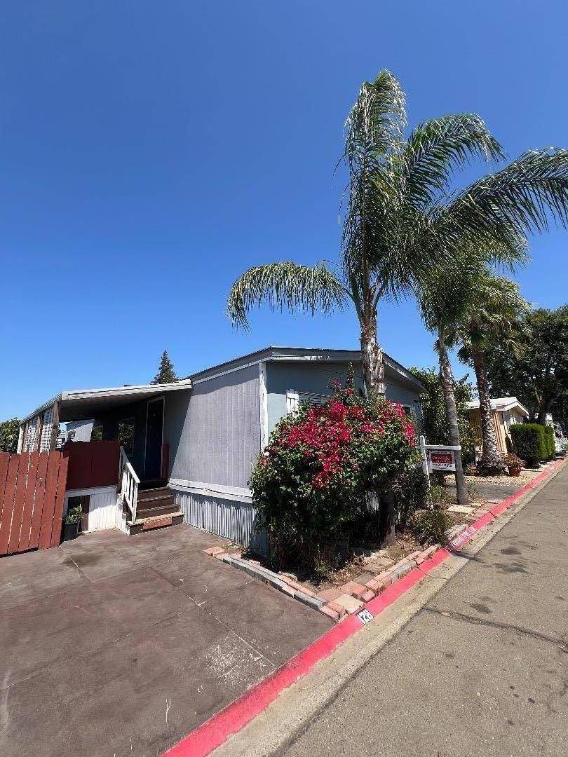 Stockton, CA 95212,5100 HWY 99 128