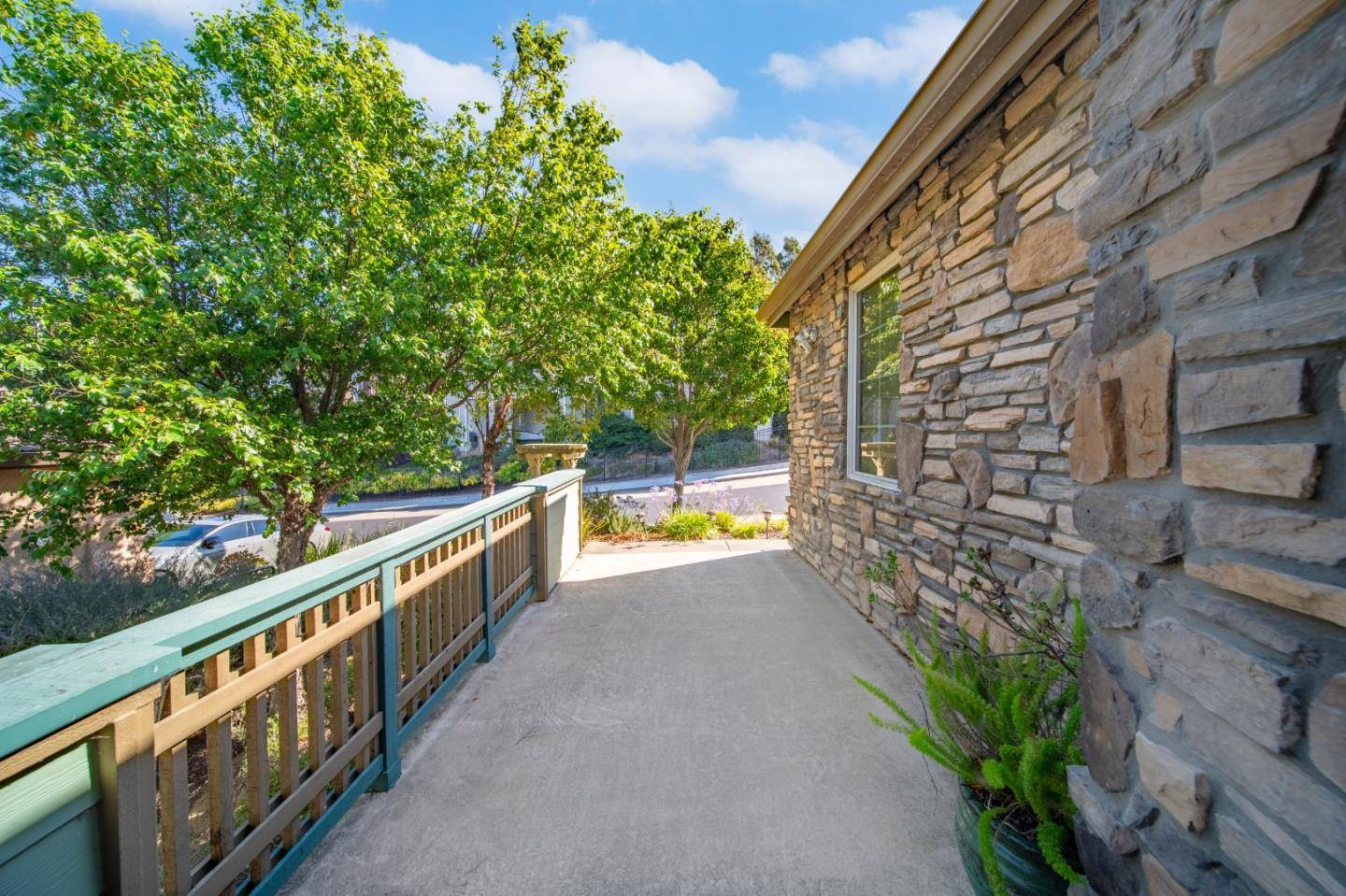 Brisbane, CA 94005,39 Lupine Valley CT