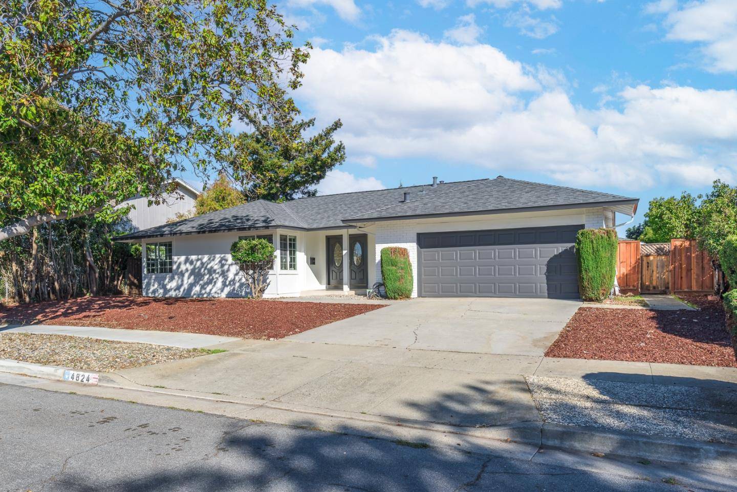 San Jose, CA 95136,4824 Rue Calais