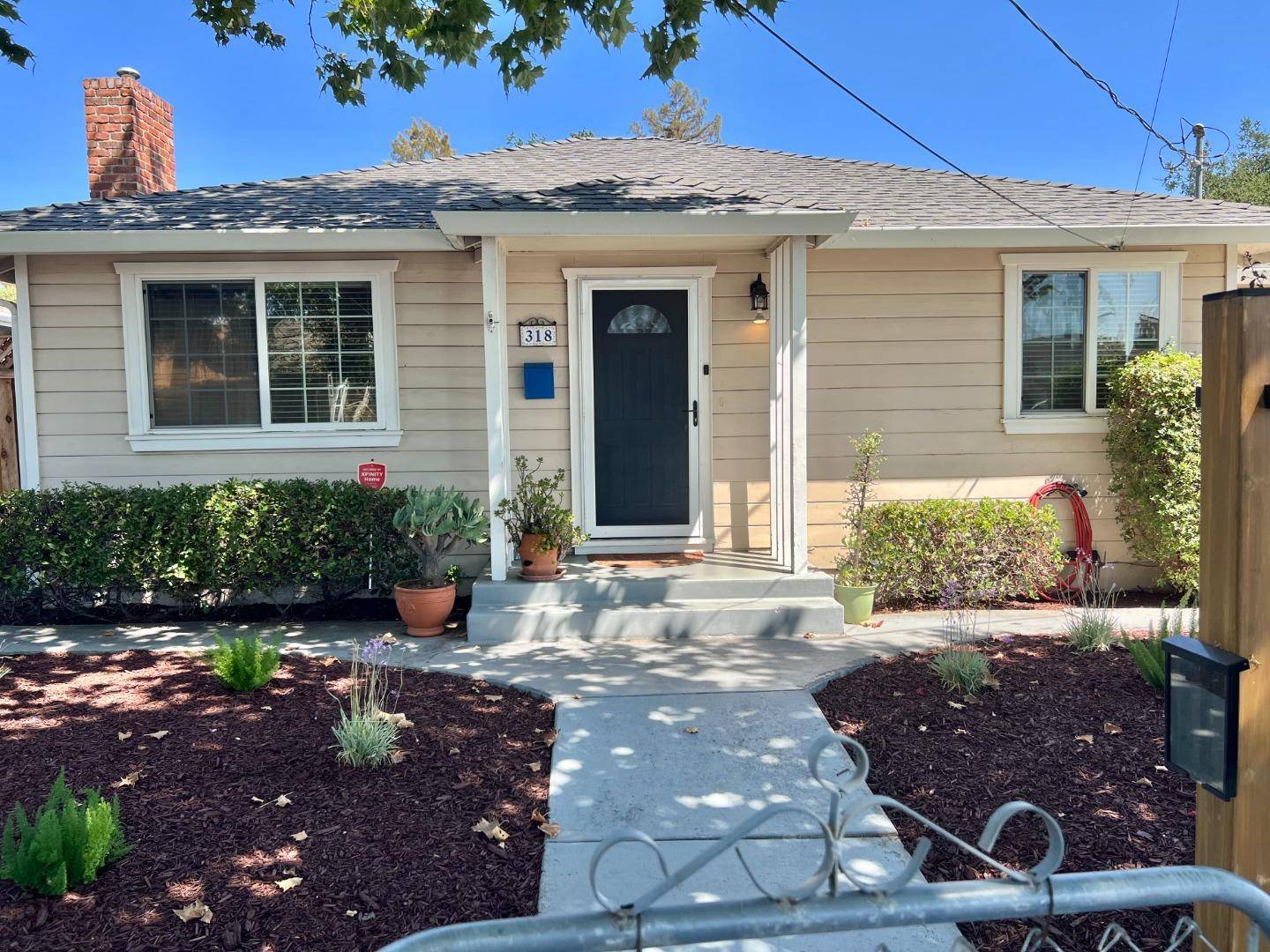 San Jose, CA 95127,318 Doris AVE