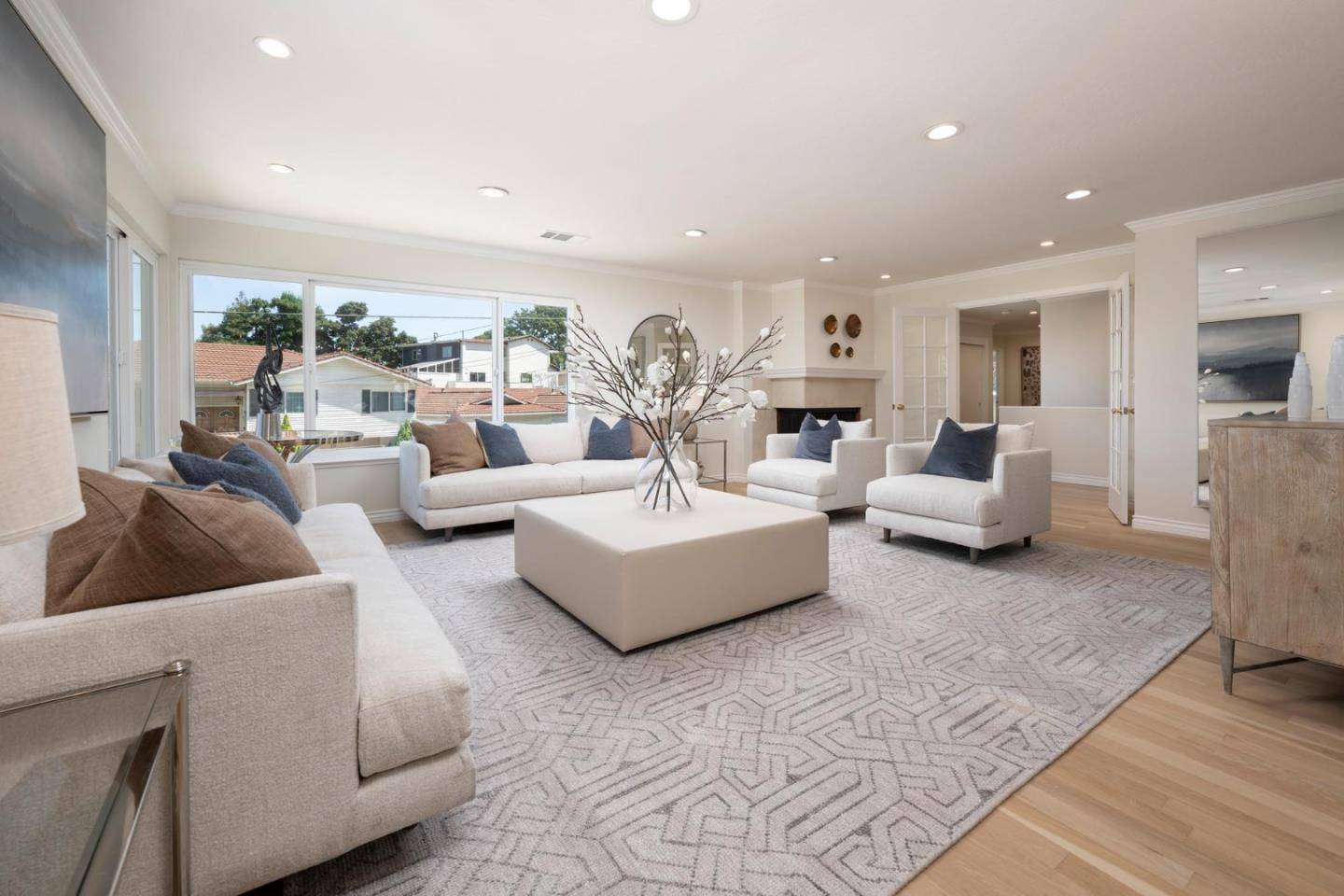 Millbrae, CA 94030,25 Bertocchi LN