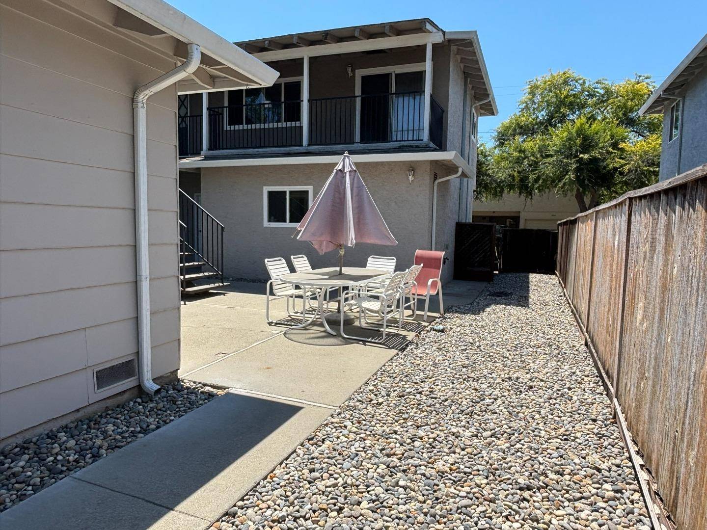 San Jose, CA 95128,2958 Neet AVE