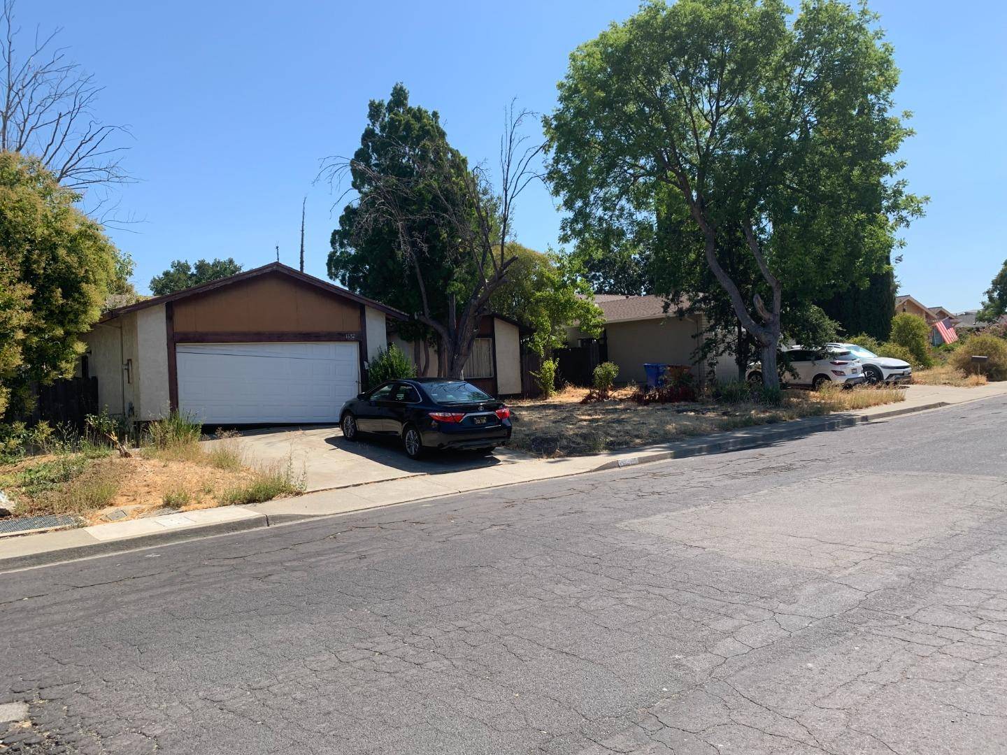 Concord, CA 94519,1832 Elkwood DR