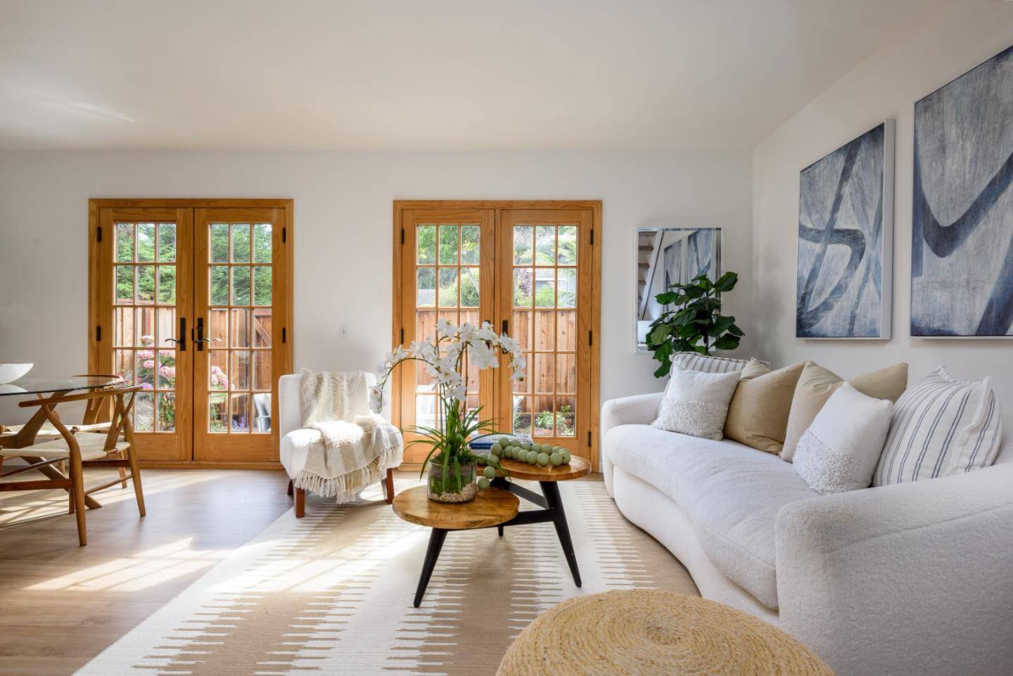 Half Moon Bay, CA 94019,1029 Suzanne CT