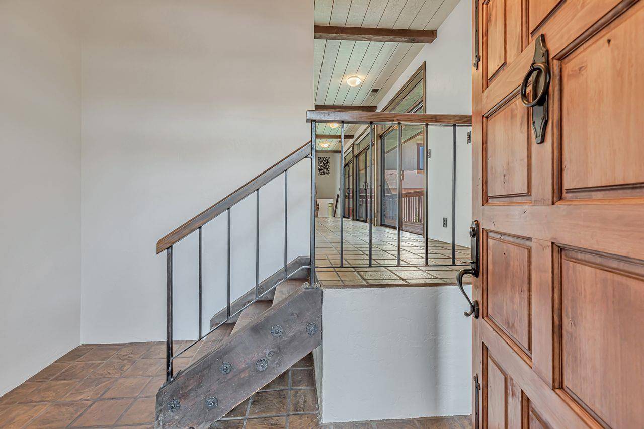 Salinas, CA 93908,108 San Benancio RD
