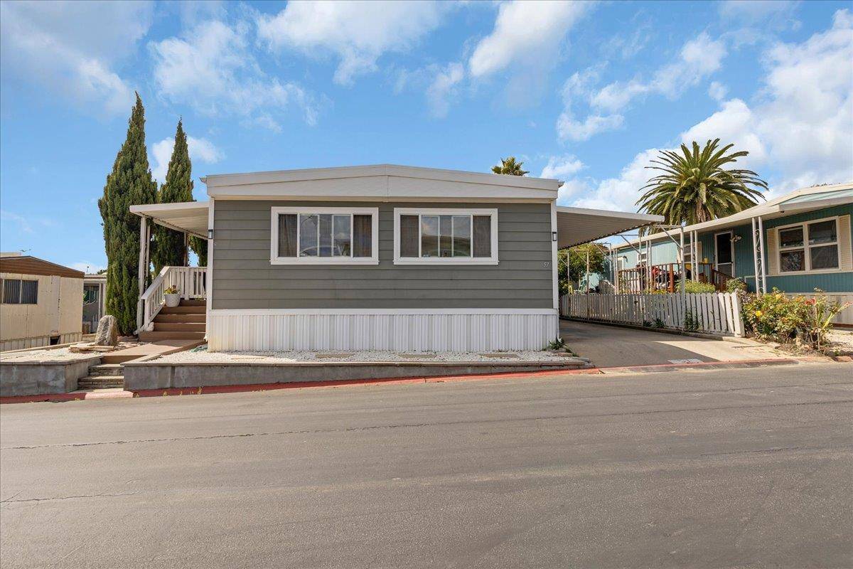 Salinas, CA 93906,255 E. Bolivar ST 57