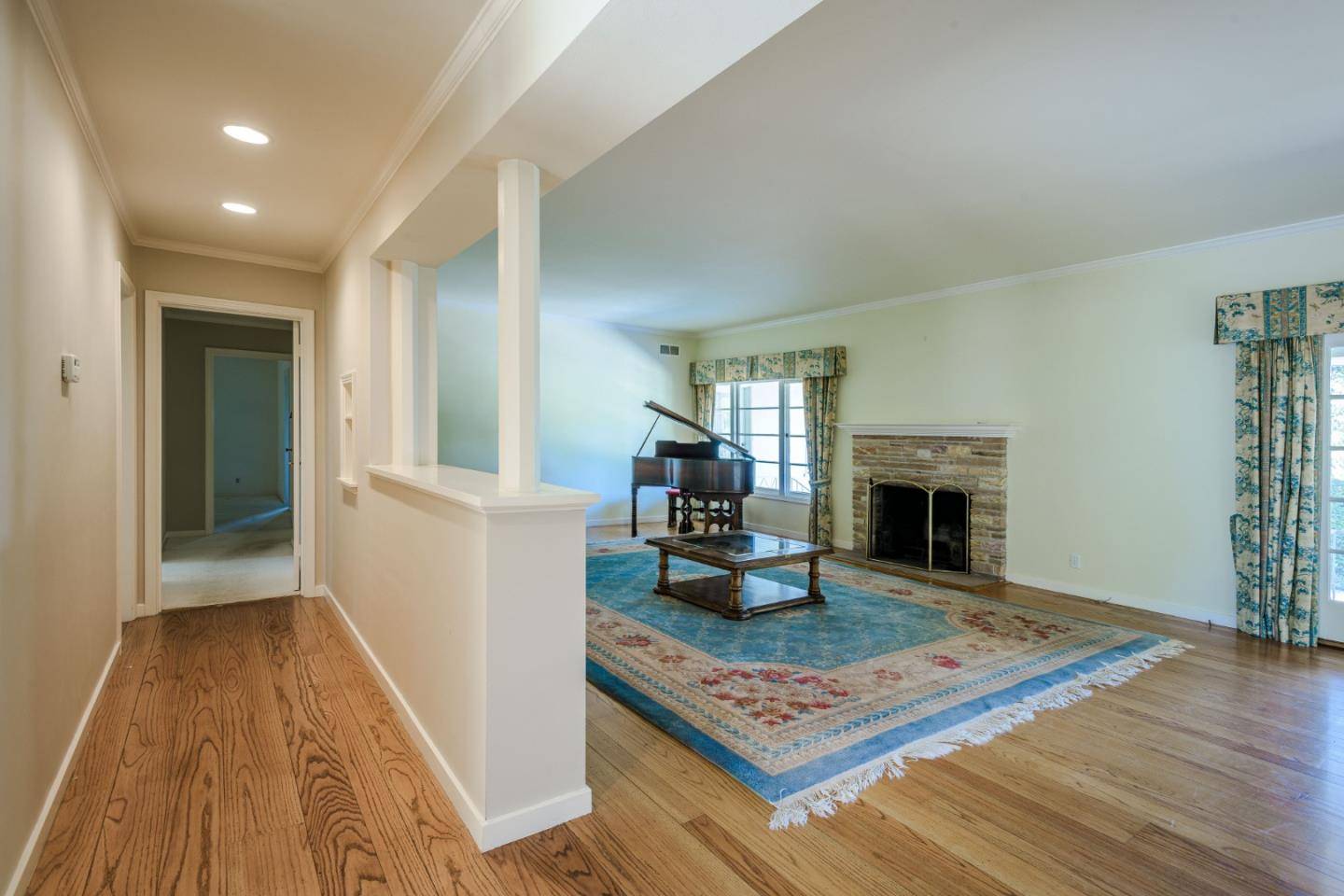 Hillsborough, CA 94010,2120 Redington RD