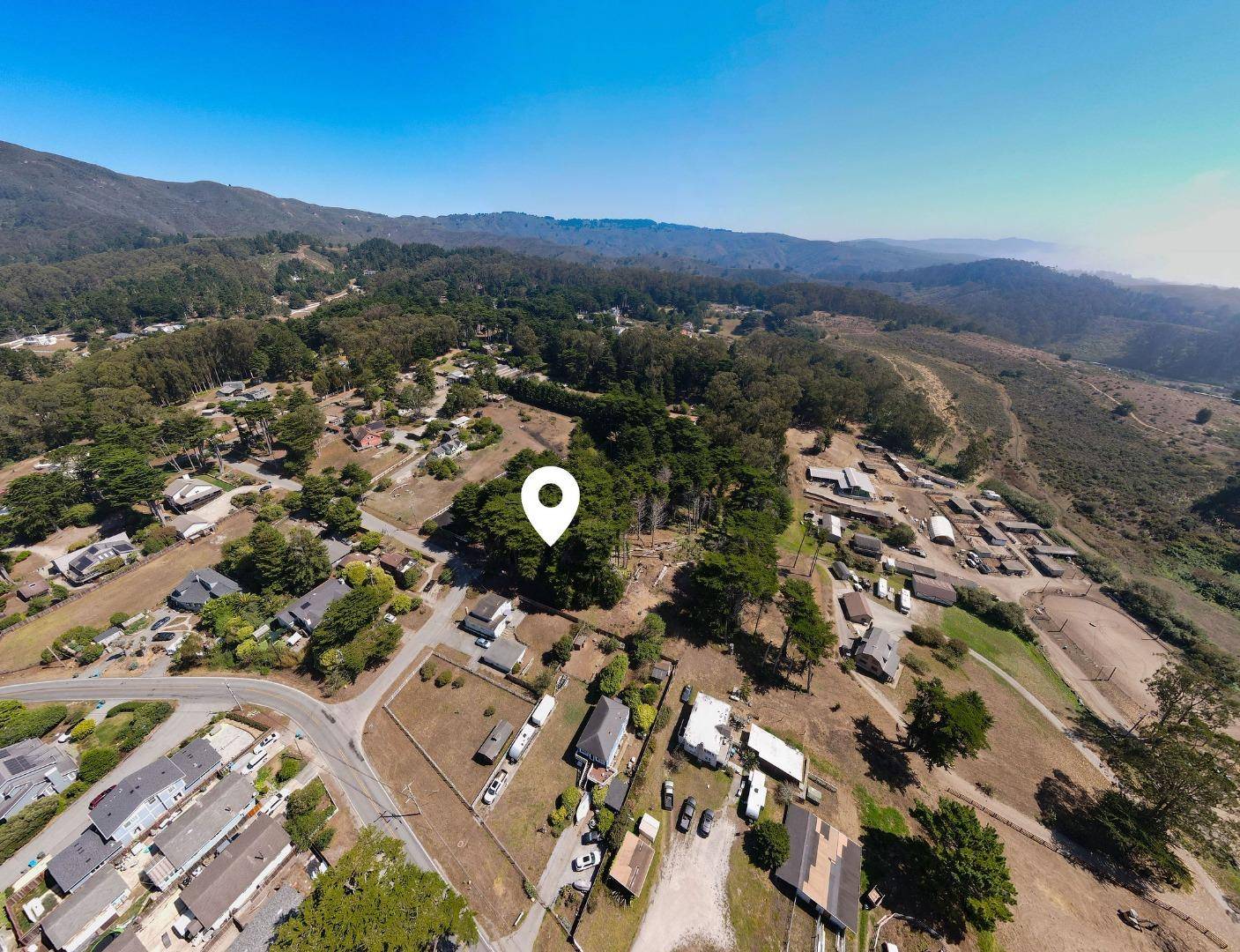 Montara, CA 94037,000 Ivy