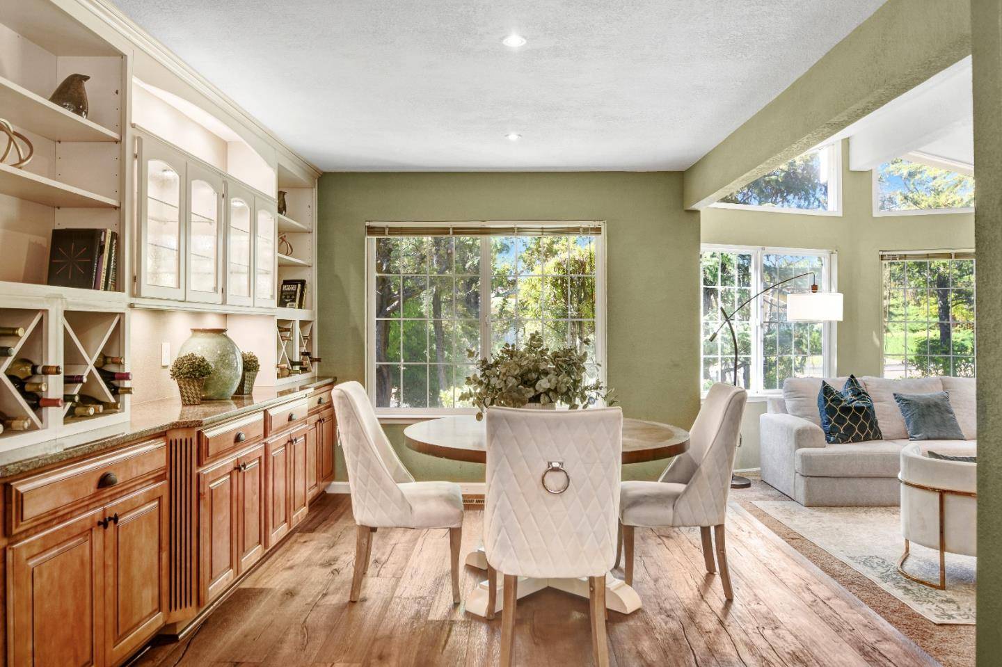 Sonoma, CA 95476,150 El Portola DR